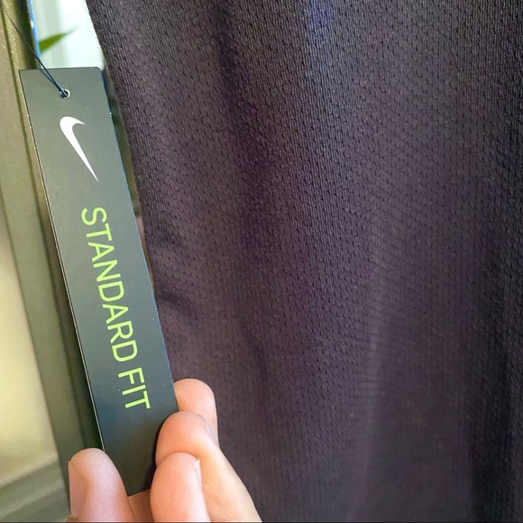 NIKE Dri-Fit Cross/Open Back Run Top, Size Extra Small - Picture 5 of 11